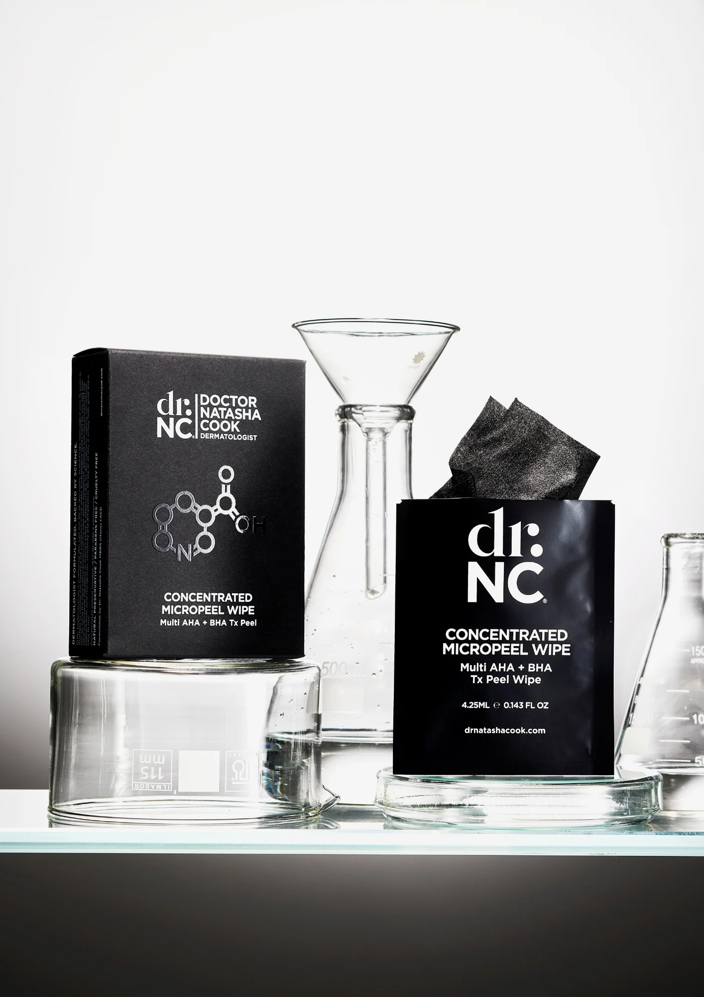 drNC CONCENTRATED MICROPEEL WIPE - PACK 12x - Image 3