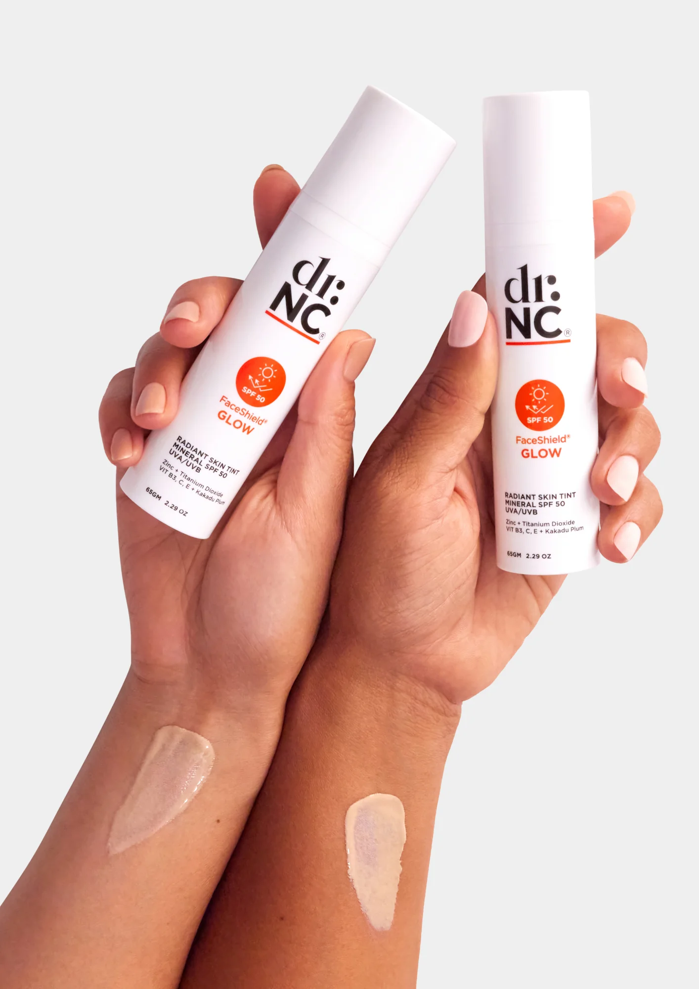drNC FACESHIELD GLOW SPF 50 - INVISIBLE DEWY FINISH - Image 6